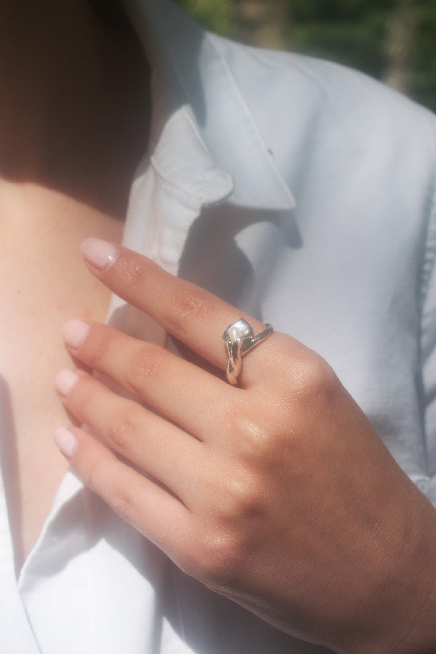andre-jewelry-cally-lily-pearl-ring