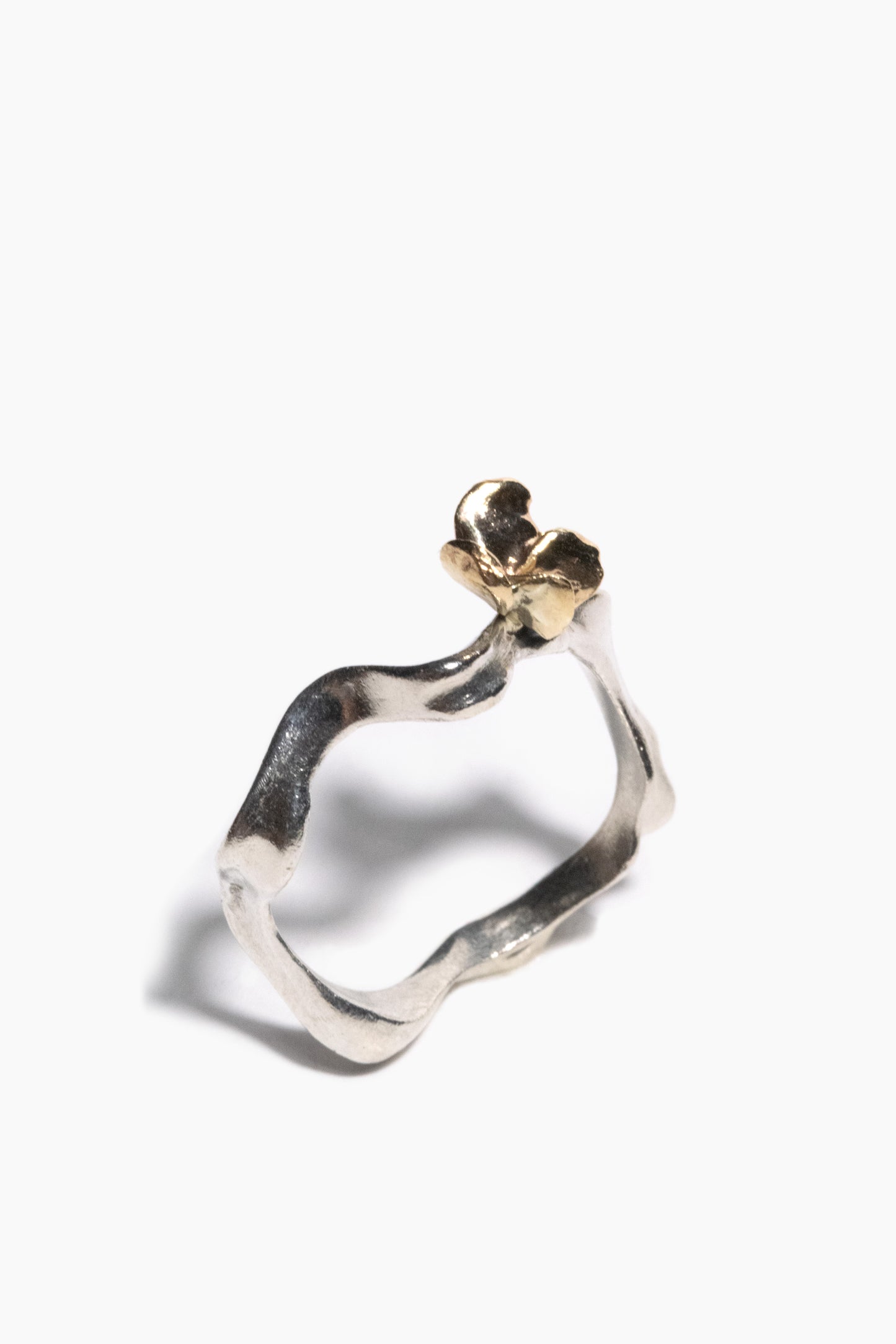 andre-jewelry-dancing-butterfly-ring