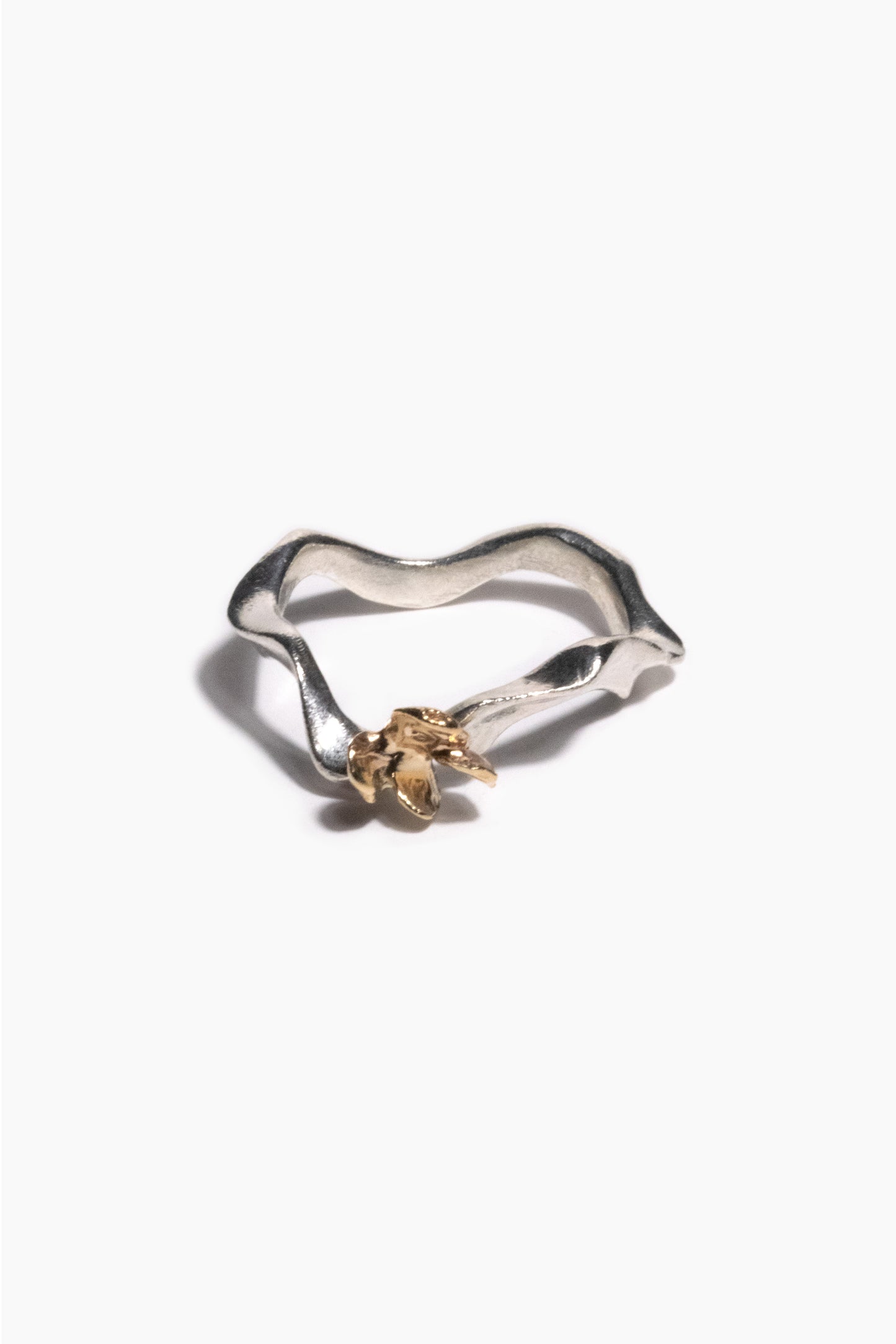 andre-jewelry-dancing-butterfly-ring