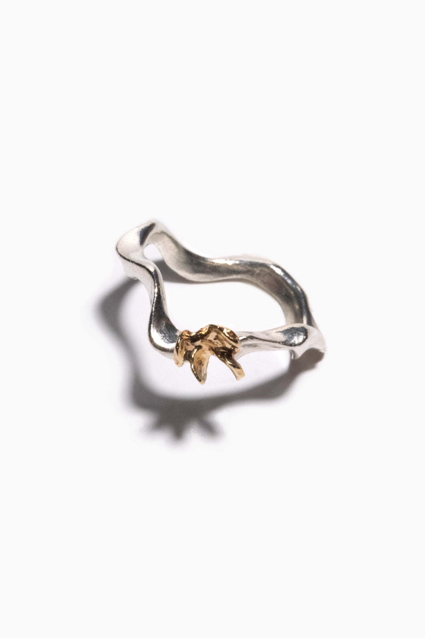 andre-jewelry-dancing-butterfly-ring