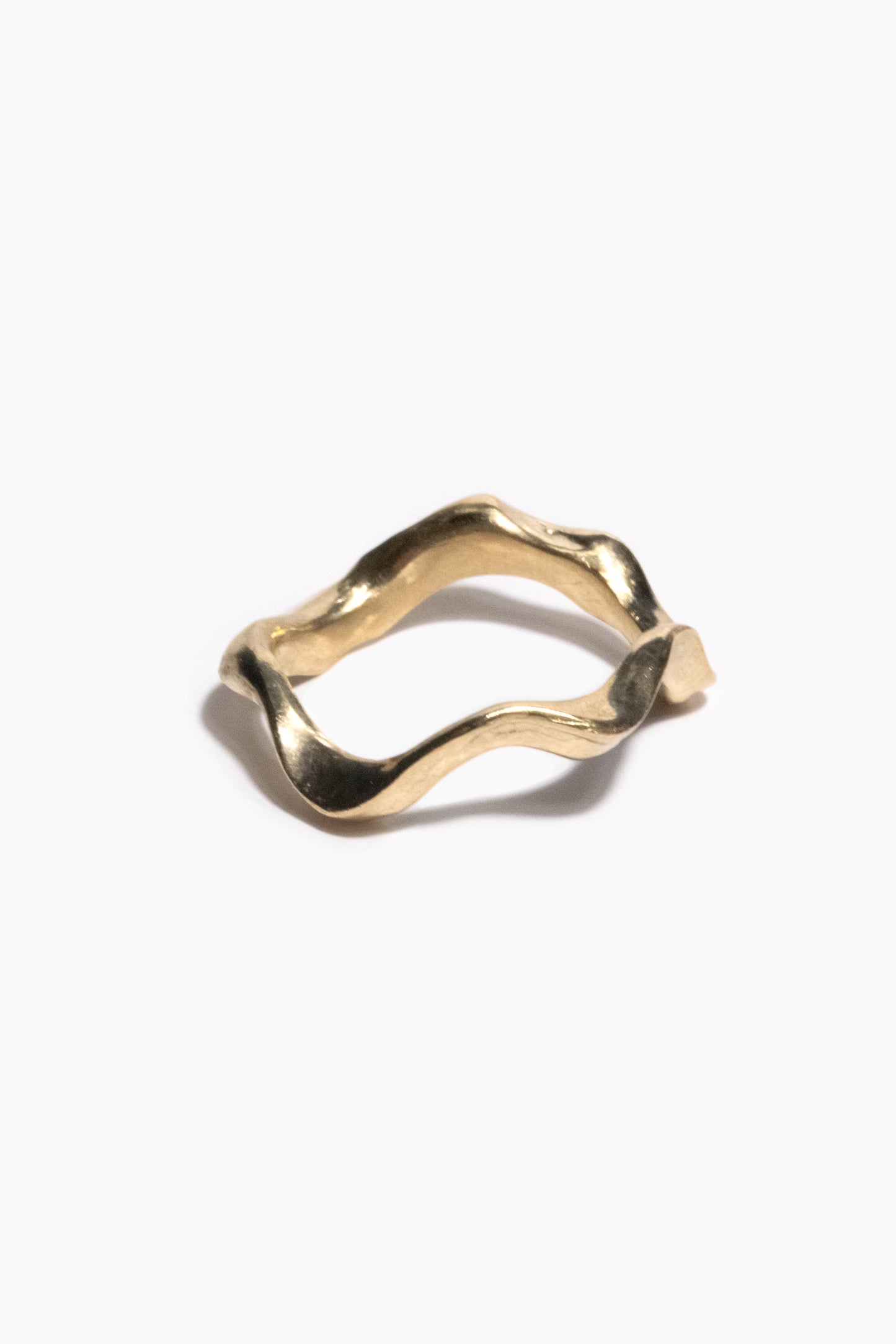 andre-jewelry-dancing-ring-gold
