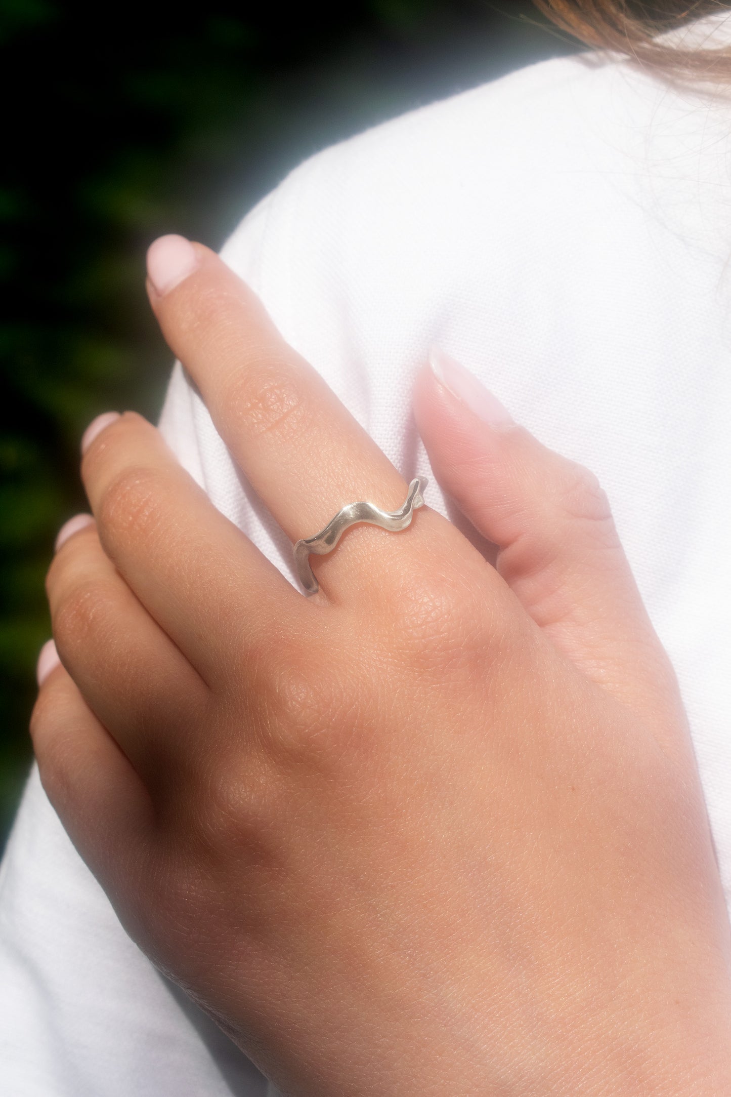 andre-jewelry-dancing-ring-silver
