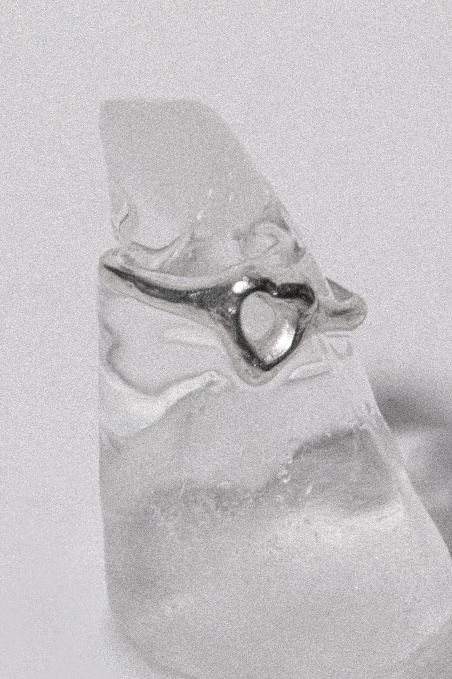 The Melting Heart Ring Mini