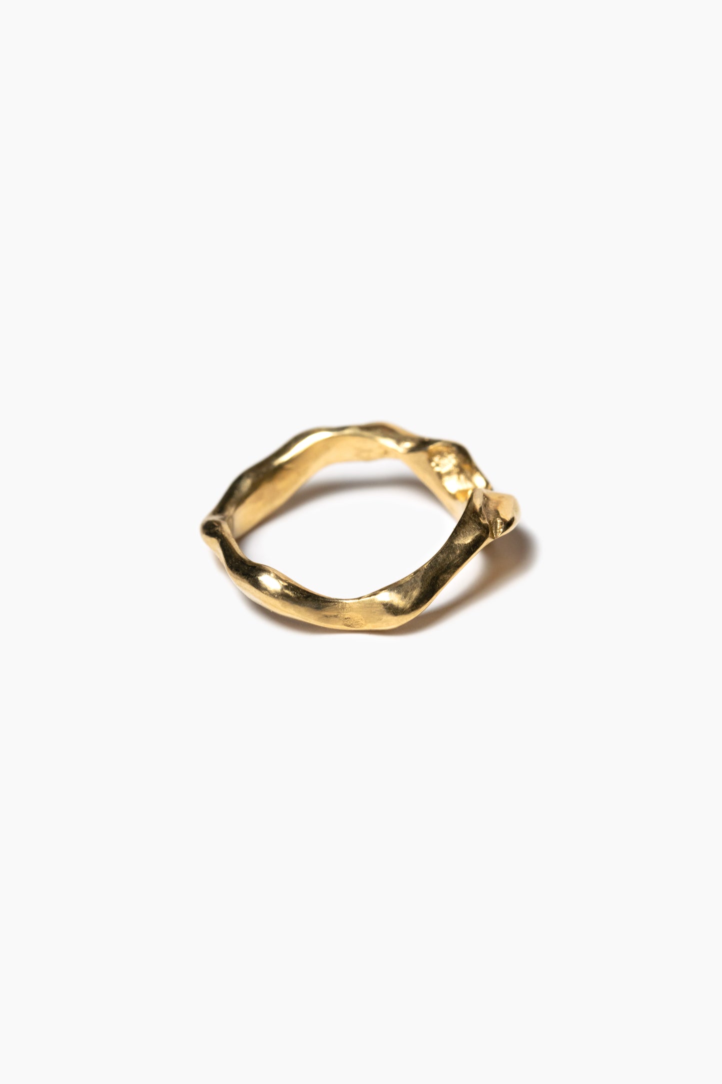 vincent-ring-gold-andre-jewelry