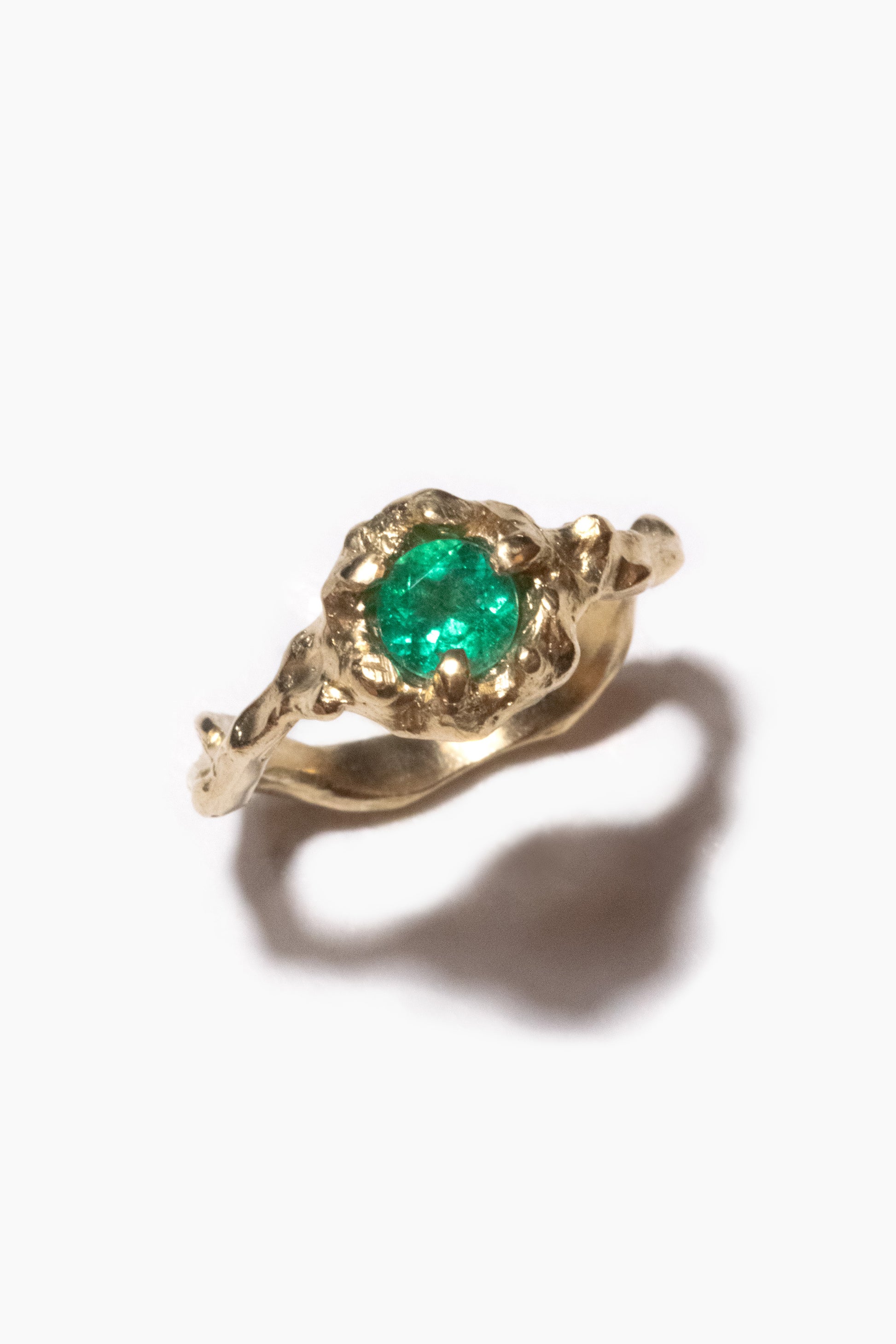 andre-jewelry-emerald-rebirth-ring