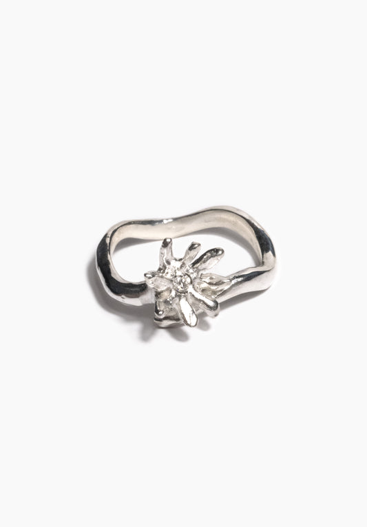 Daisy Diamond Ring