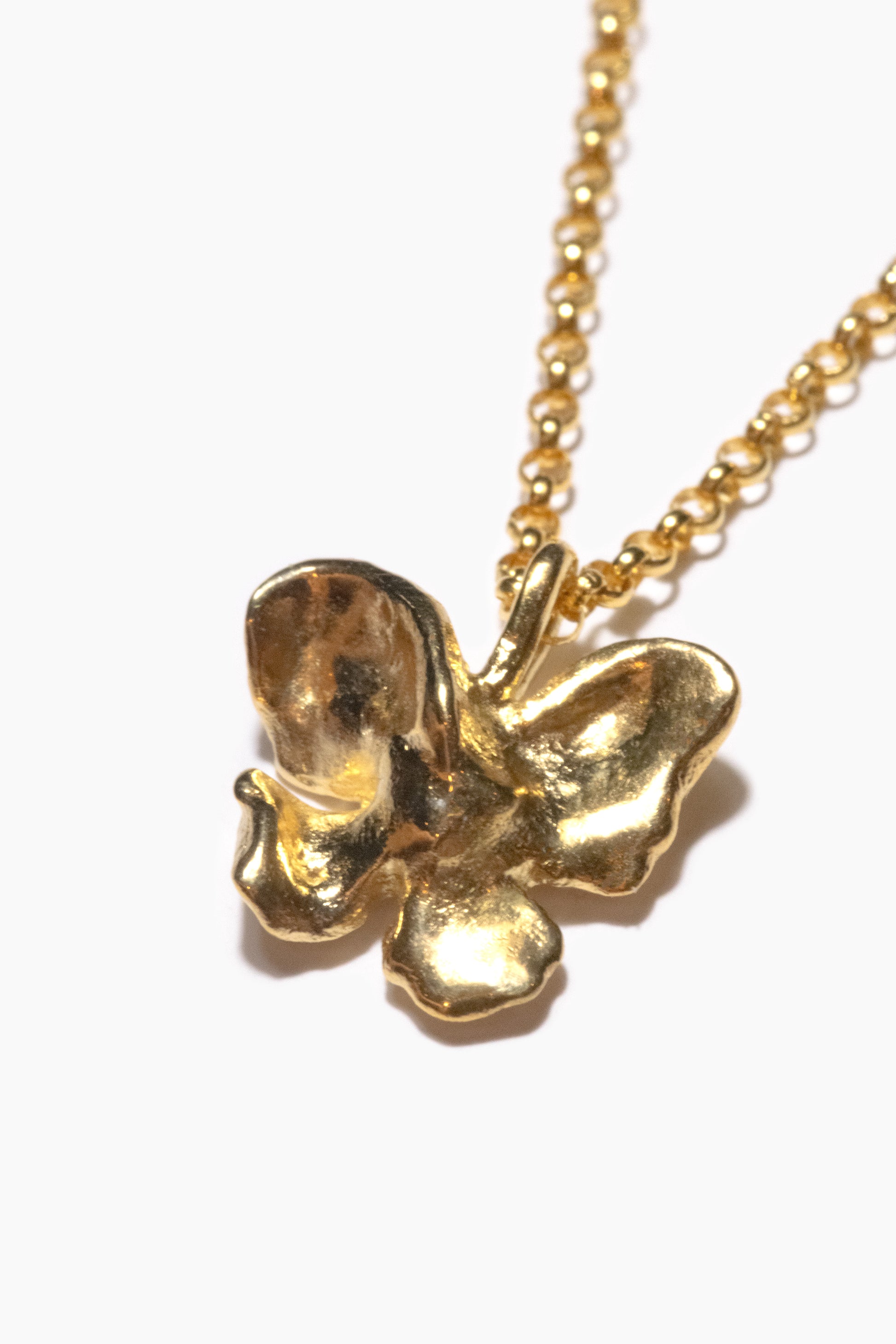 andre-jewelry-dancing-butterfly-necklace-gold