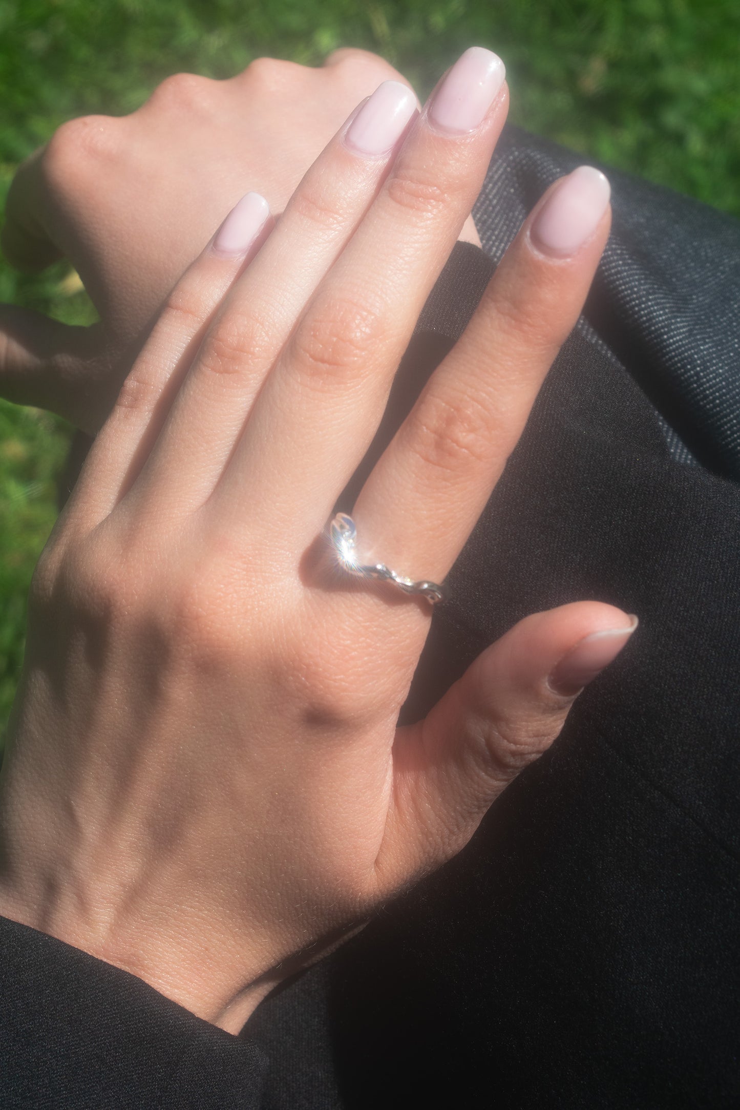 andre-jewelry-diamonds-on-the-lake-ring