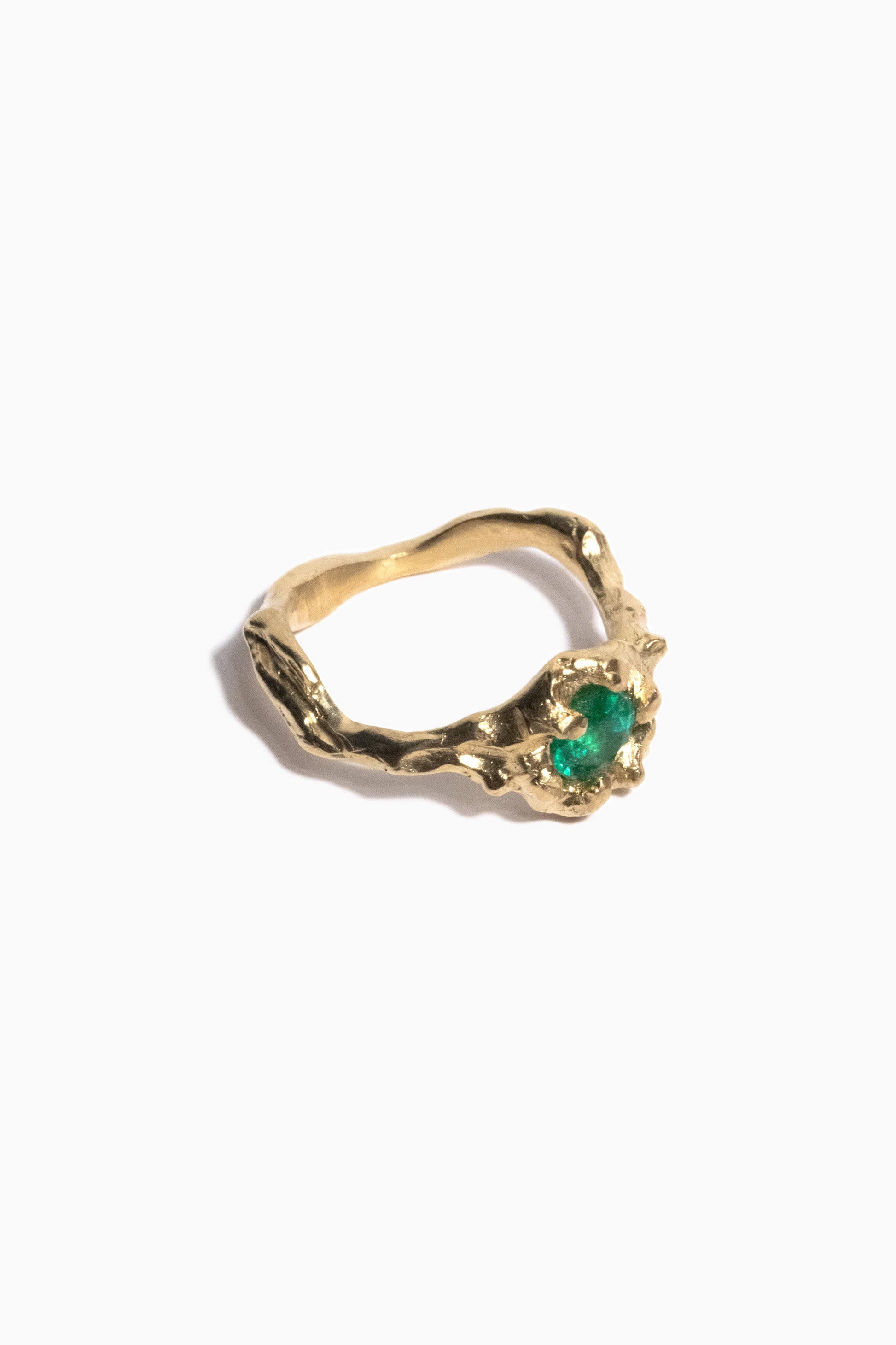 andre-jewelry-emerald-rebirth-ring