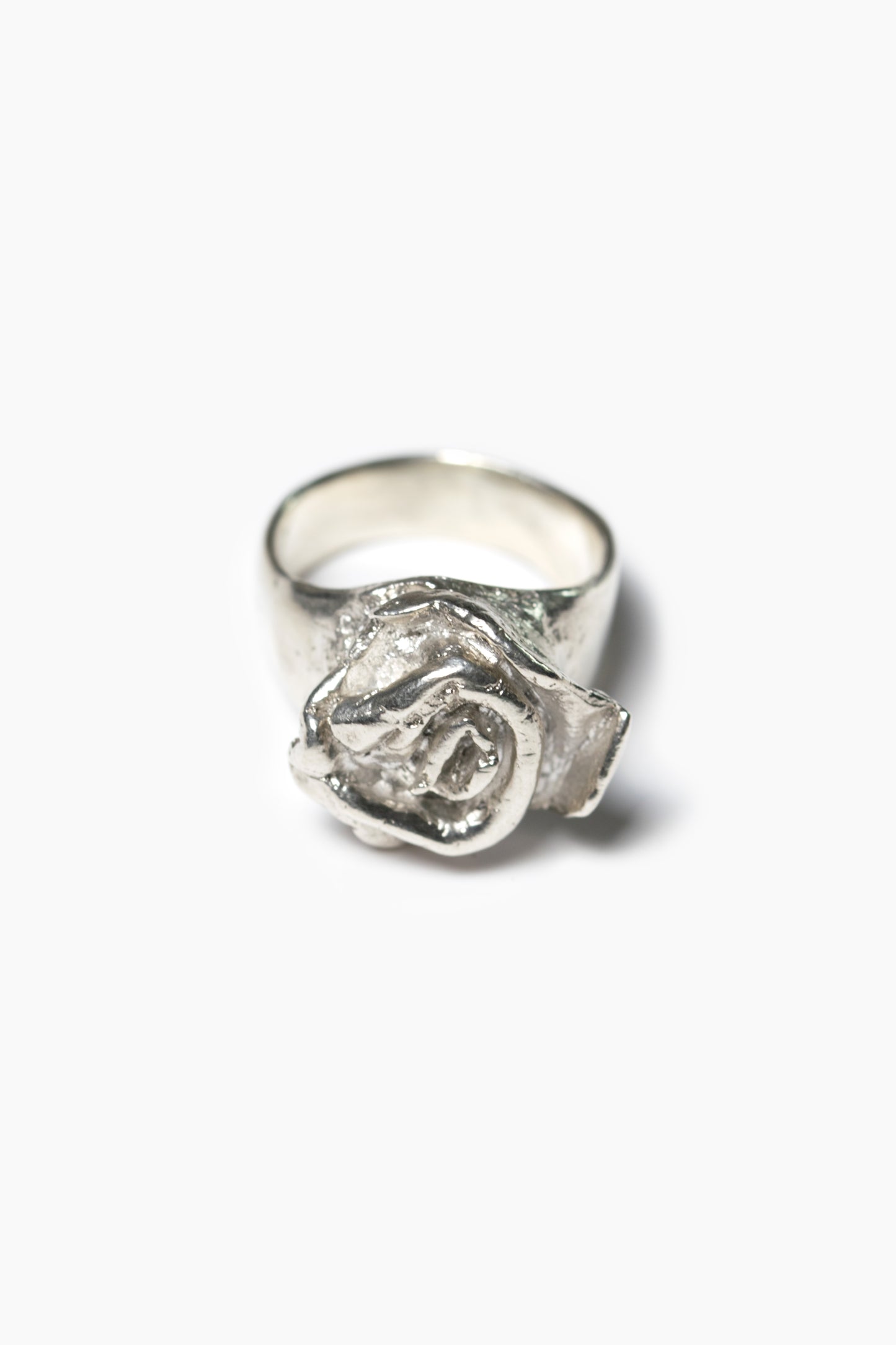 essence-of-love-rose-ring-silver-andre-jewelry