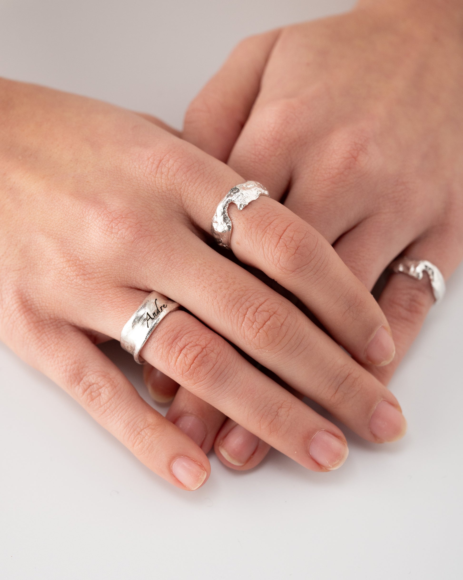 infinite-couple-ring-silver-on-hand-andre-jewelry