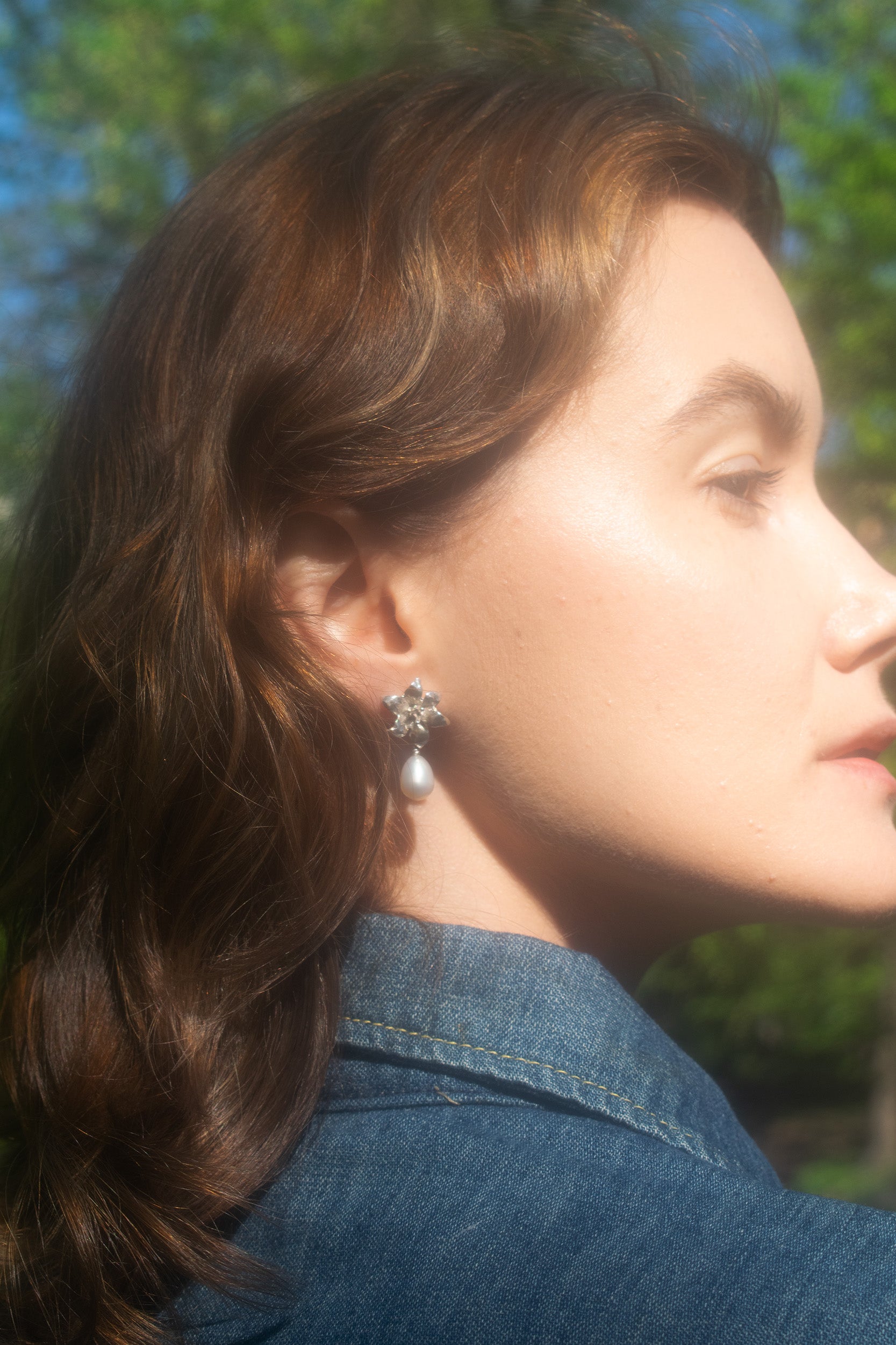 andre-jewelry-lily-pearl-earrings-silver
