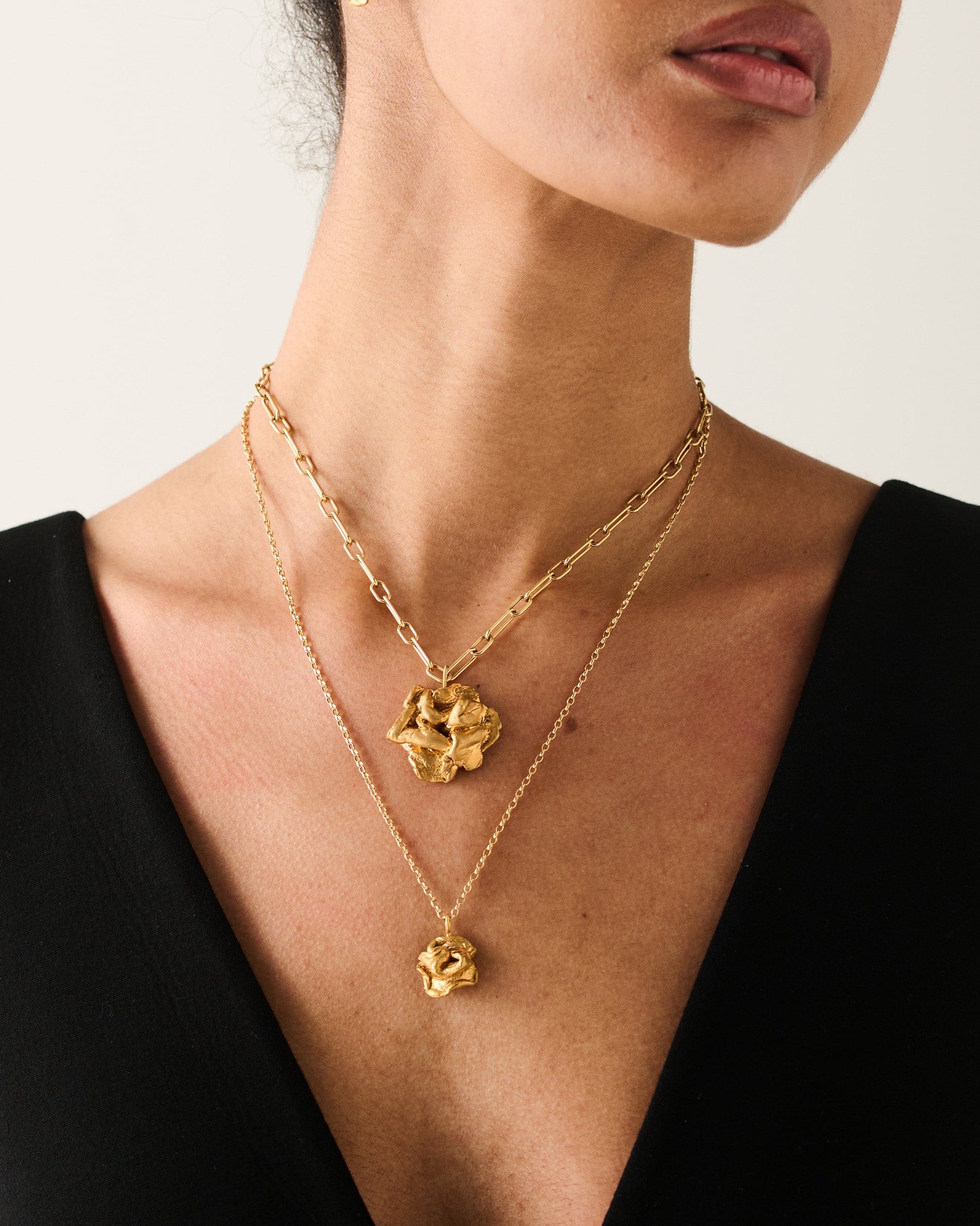 statement-of-love-rose-necklace-gold-andre-jewelry