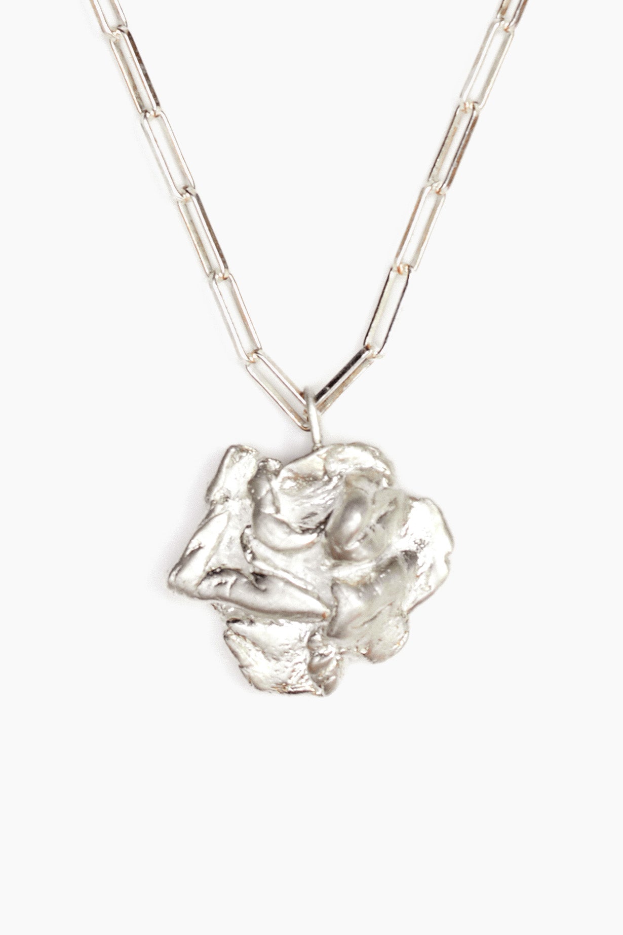 statement-of-love-rose-necklace-silver-andre-jewelry