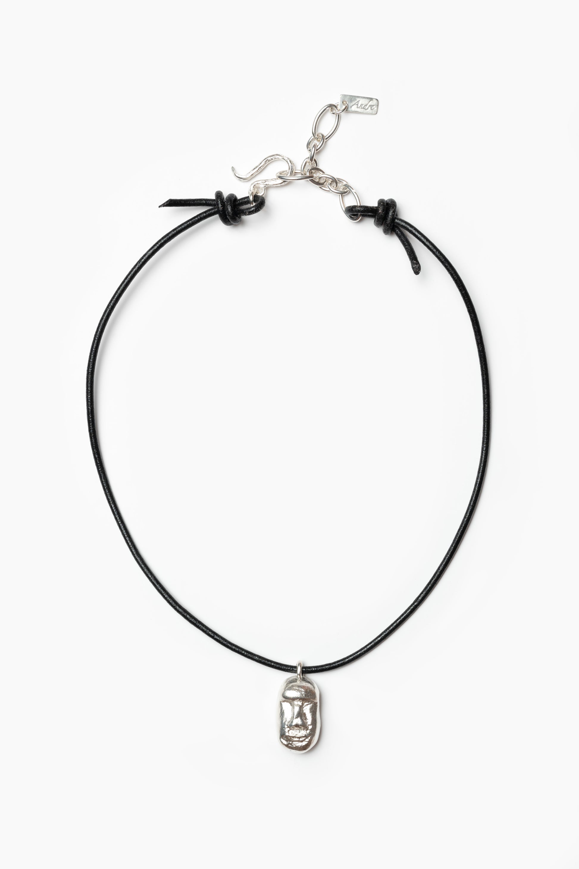 the-moai-smile-leather-choker-andre-jewelry