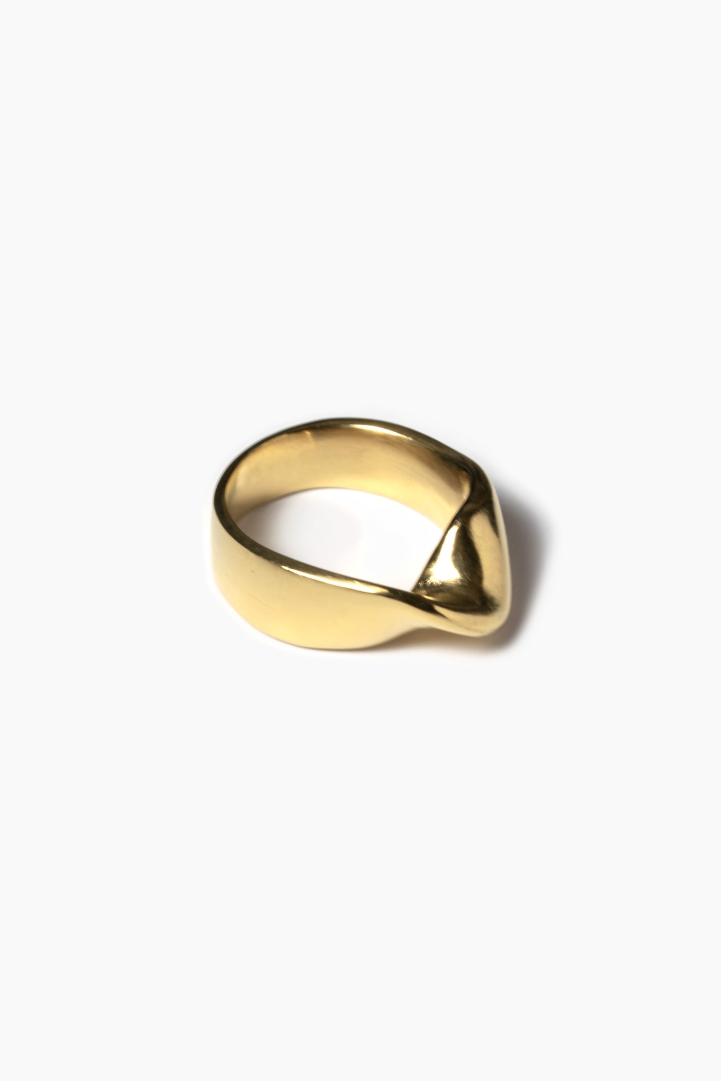 twist-ring-no.1-gold-andre-jewelry