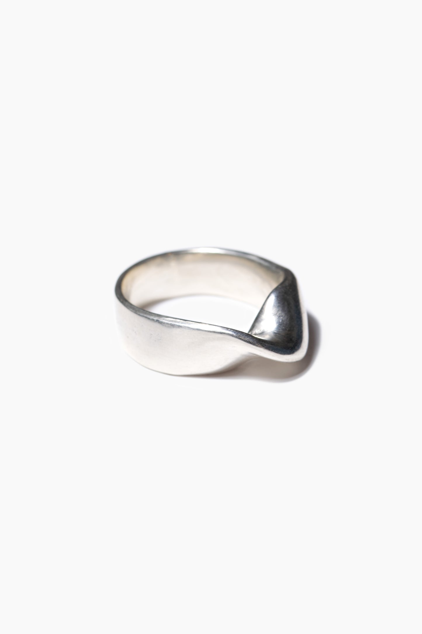 twist-ring-no.1-silver-andre-jewelry